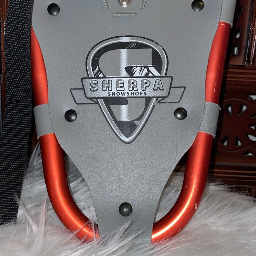 Sherpa Snowshoes.  25” - Picture 2 of 6